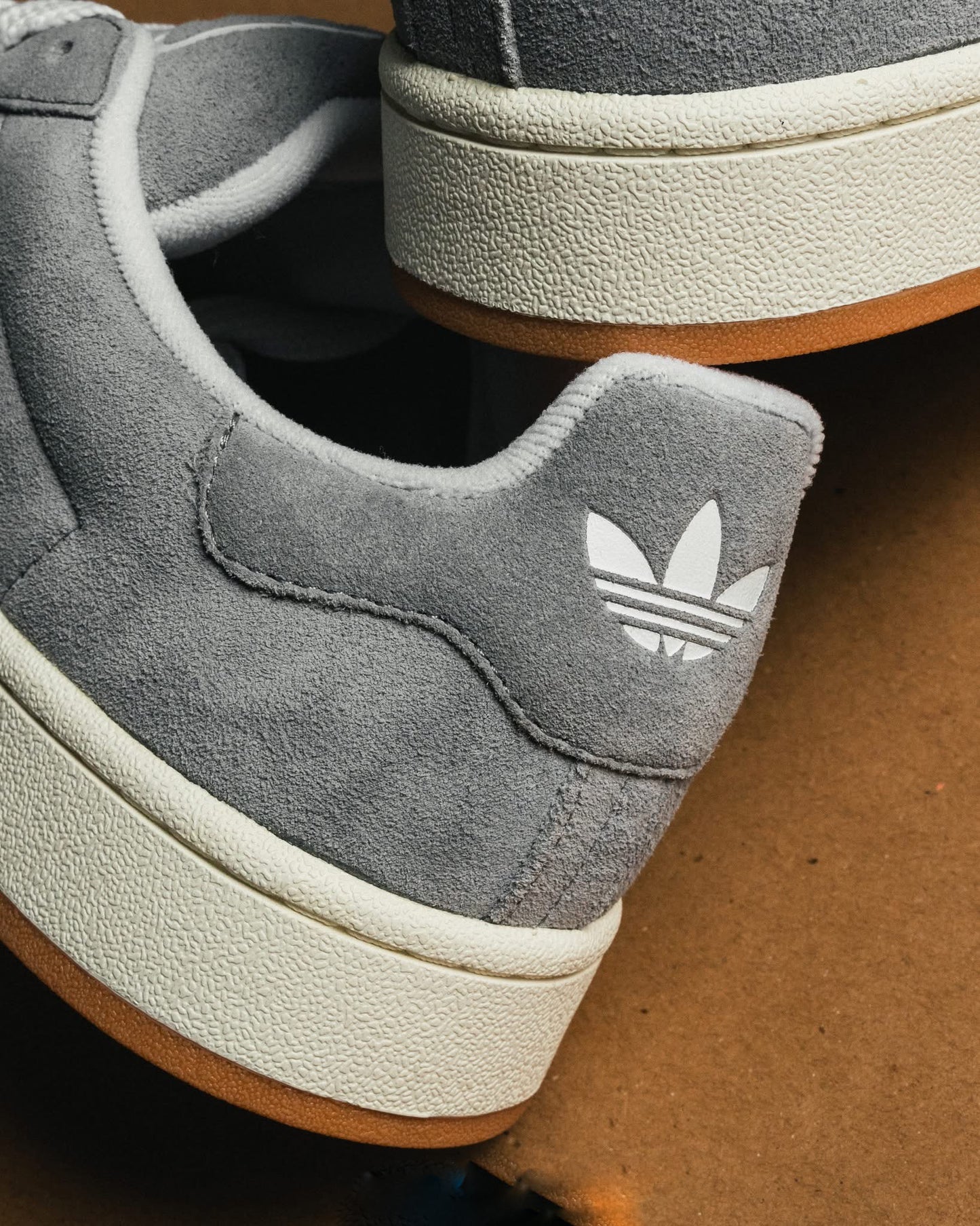 ADIDAS CAMPUS 00s Grey