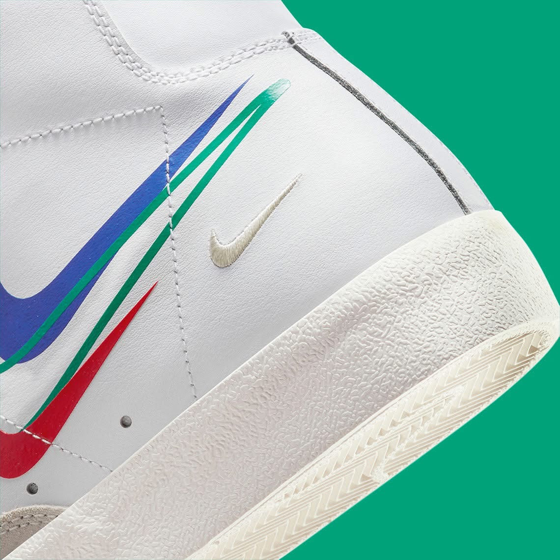 NIKE BLAZER MID MULTI SWOOCH