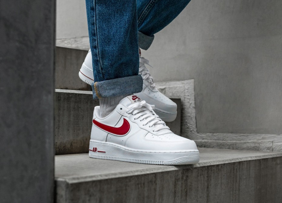 Nike air force 1 low white gym red
